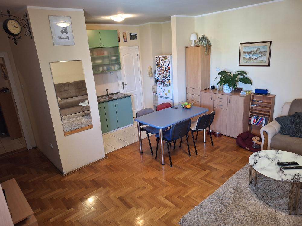 Slika 3 - Nova Detelinara – Dvoiposoban, 64m², 4/5, lift, 155.900 € VLASNIK + mogućnost kupovine Garaže