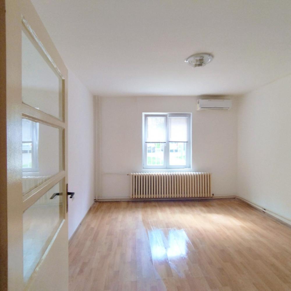 Glavna slika -Stan,NOVI SAD,SATELIT,kv: 29.00, € 65920, ID: 1058466