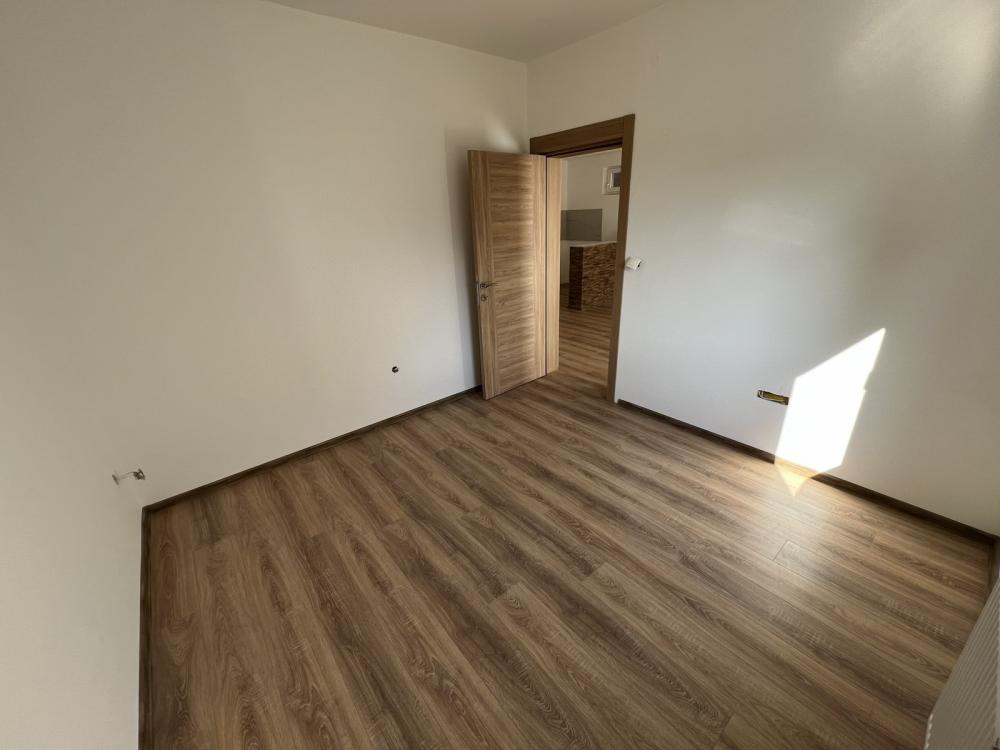 Slika 5 - Stan,NOVI SAD,ADICE,kv: 47.00, € 90000, ID: 1058786