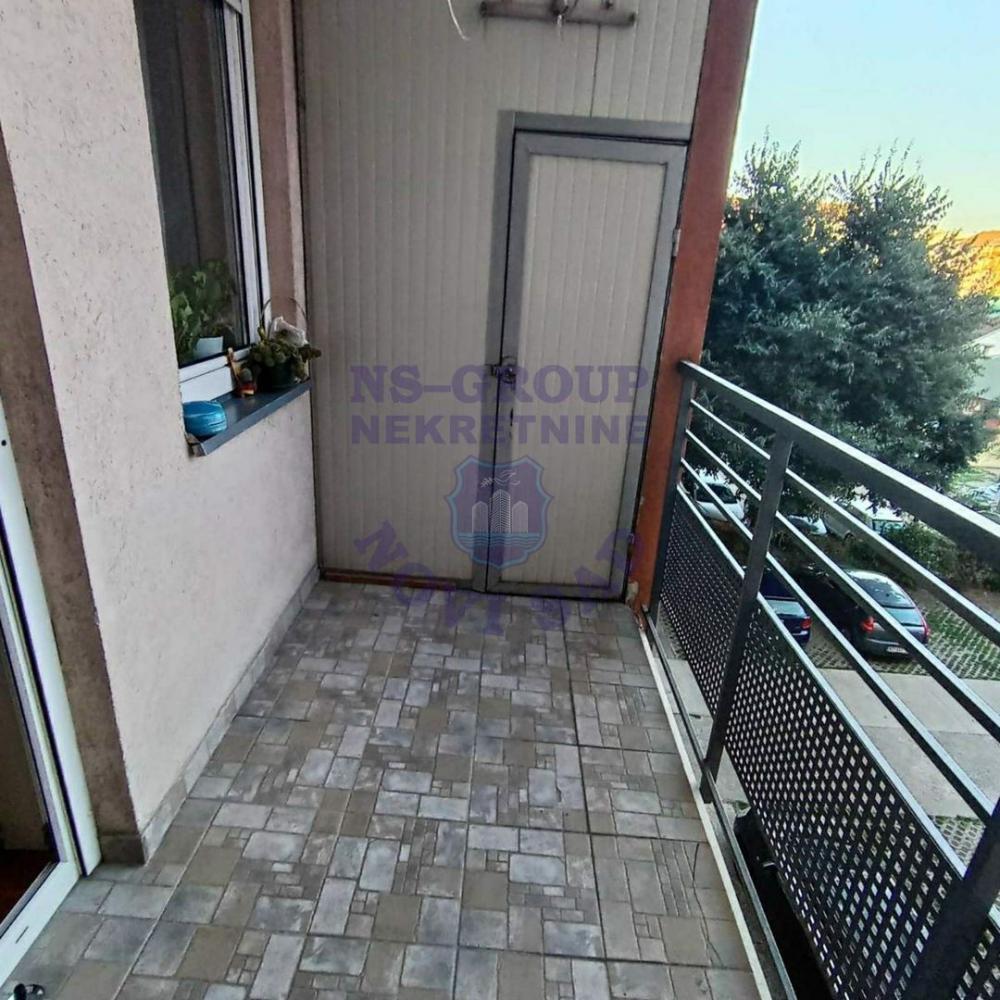 Glavna slika -Dvosoban, 47m2, Nova Detelinara Novi Sad, sa terasom, ima lift