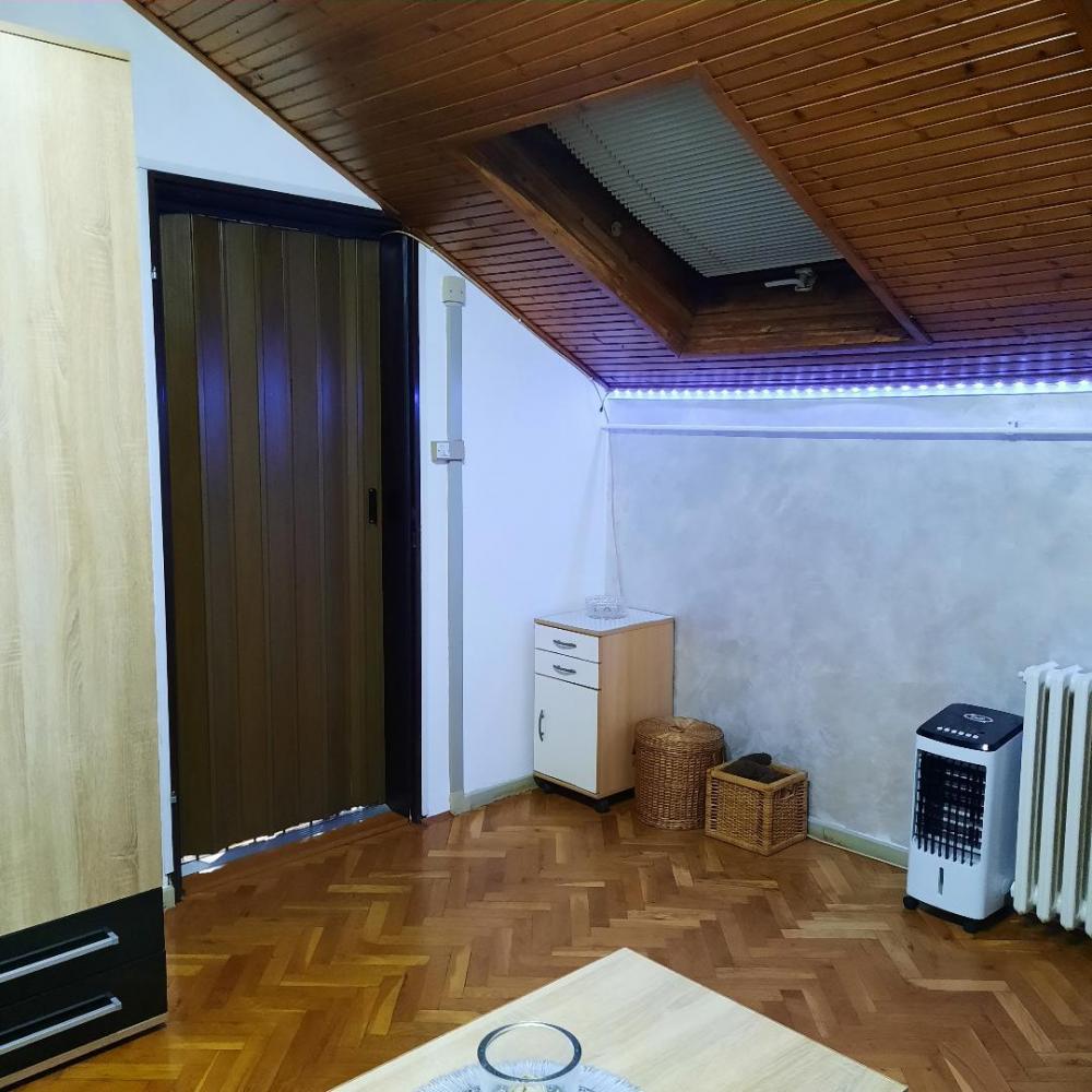 Slika 4 - Prodaja stana, 27m2, Stevana hristica 21 Novi Sad, ima lift