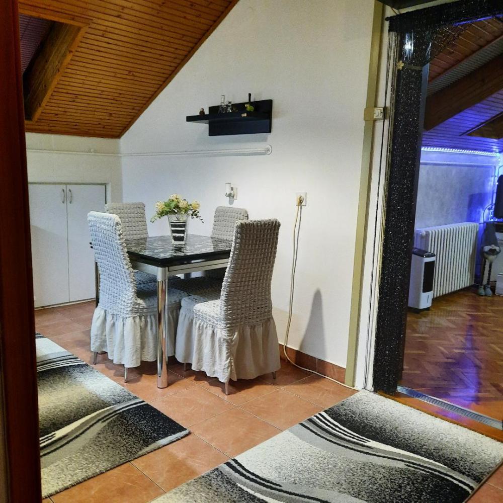 Slika 6 - Prodaja stana, 27m2, Stevana hristica 21 Novi Sad, ima lift