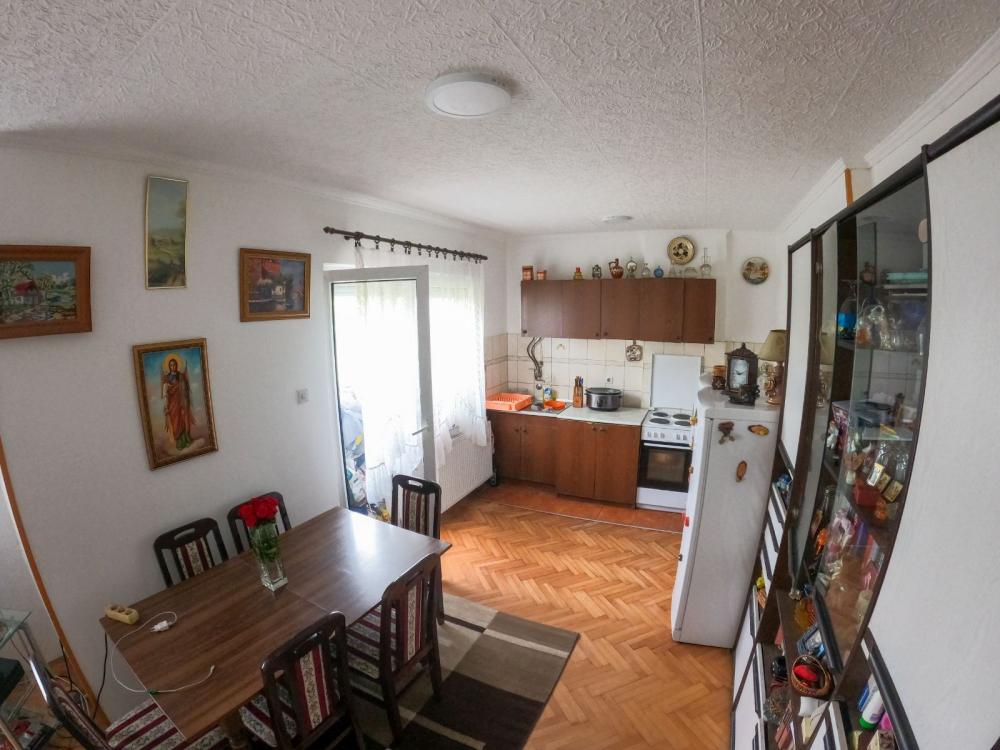 Slika 1 - Stan,NOVI SAD,SATELIT,kv: 50.00, € 111240, ID: 1053802