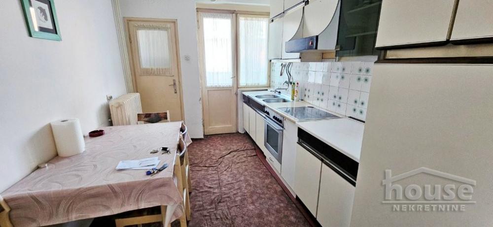 Slika 3 - Stan,NOVI SAD,SAJAM,kv: 78.00, € 195000, ID: 1064701