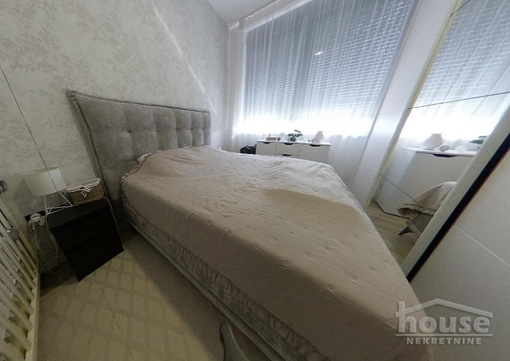 Slika 10 - Stan,PETROVARADIN,PETROVARADIN,kv: 93.00, € 320000, ID: 1064680