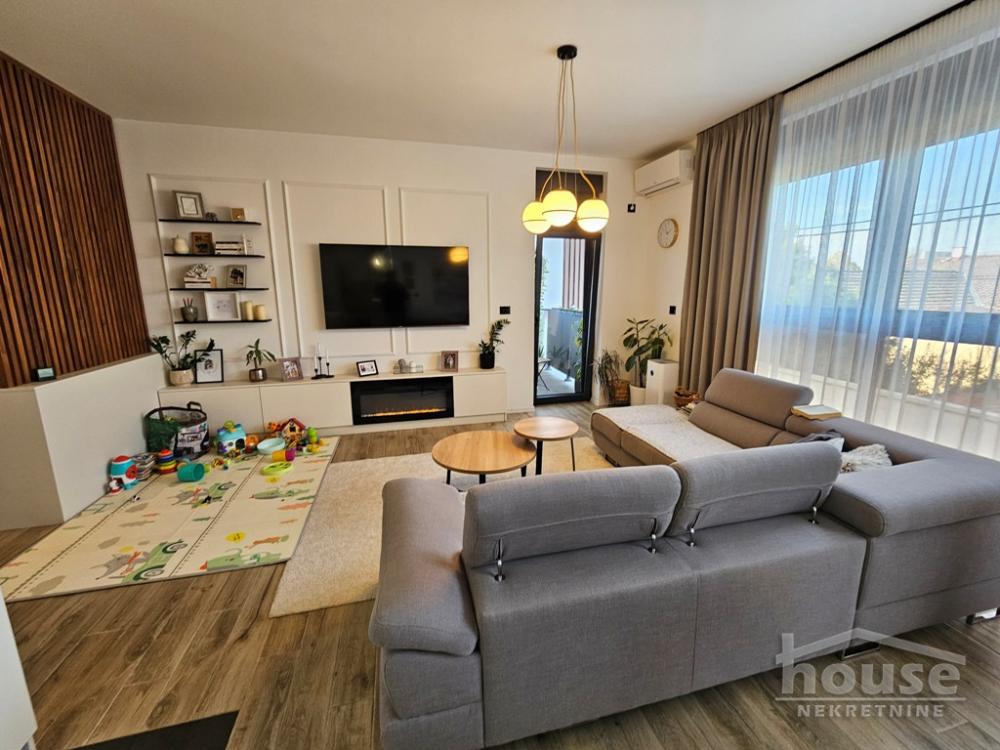 Slika 2 - Stan,PETROVARADIN,PETROVARADIN,kv: 93.00, € 320000, ID: 1064680