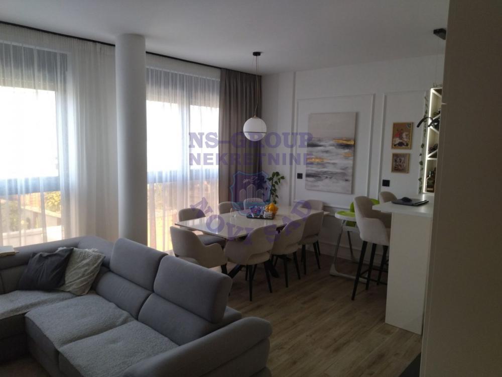 Slika 2 - Četvorosoban na Petrovaradinu!