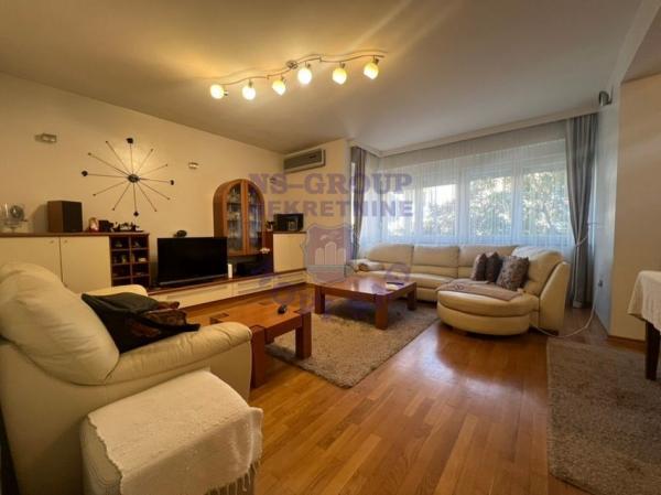 Slika 10 - Prodaja stana, 120m2, Sajmište Novi Sad, sa terasom, ima lift