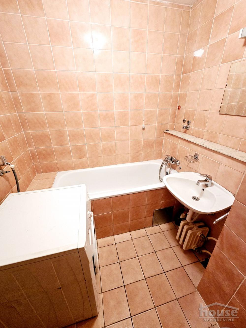 Slika 6 - Stan,NOVI SAD,NOVA DETELINARA,kv: 95.00, € 228000, ID: 1064704