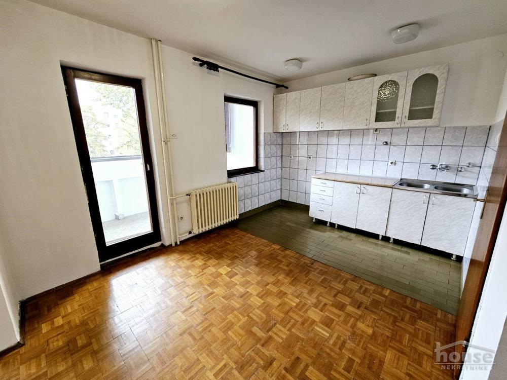 Slika 4 - Stan,NOVI SAD,NOVA DETELINARA,kv: 95.00, € 228000, ID: 1064704