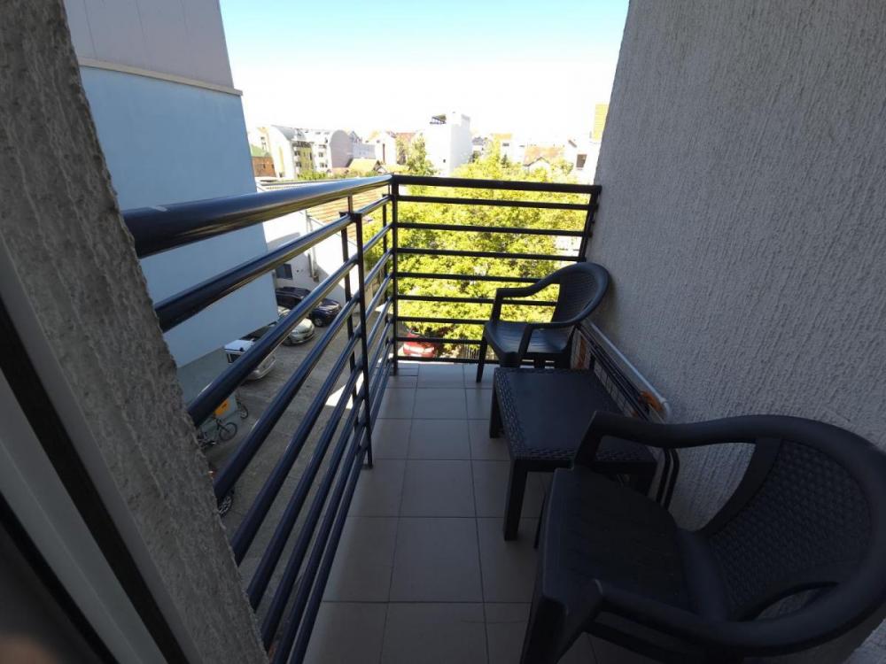 Slika 7 - Jednosoban, 25m2, Nova Detelinara Novi Sad, sa terasom, sa parkingom