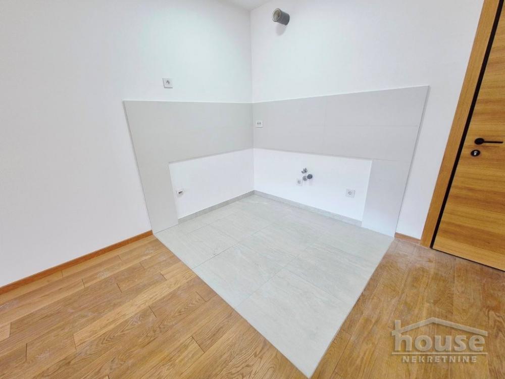 Slika 10 - Stan,NOVI SAD,CENTAR,kv: 52.00, € 239200, ID: 1064718