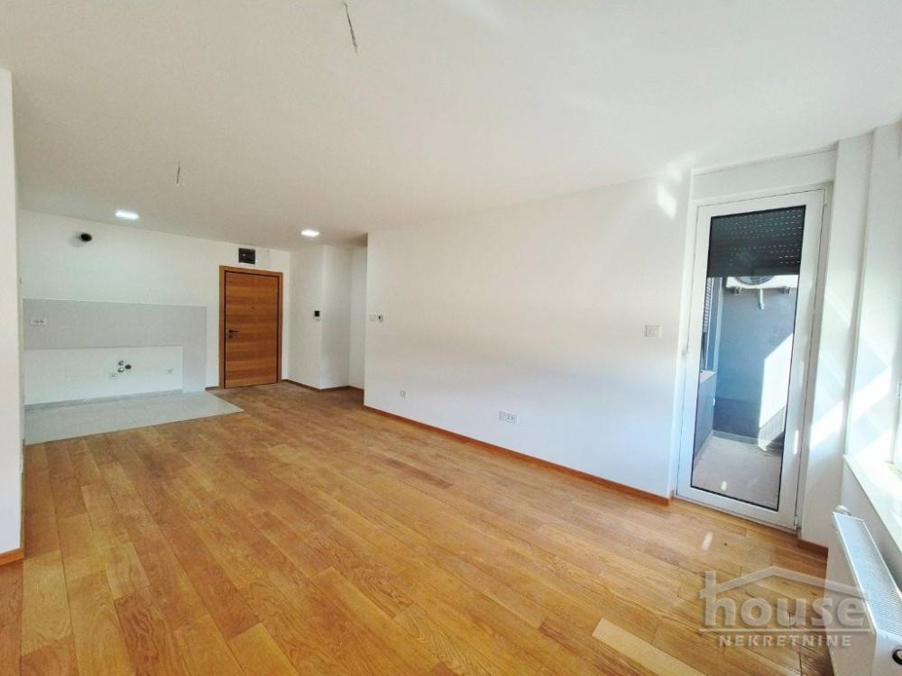 Slika 4 - Stan,NOVI SAD,CENTAR,kv: 52.00, € 239200, ID: 1064718