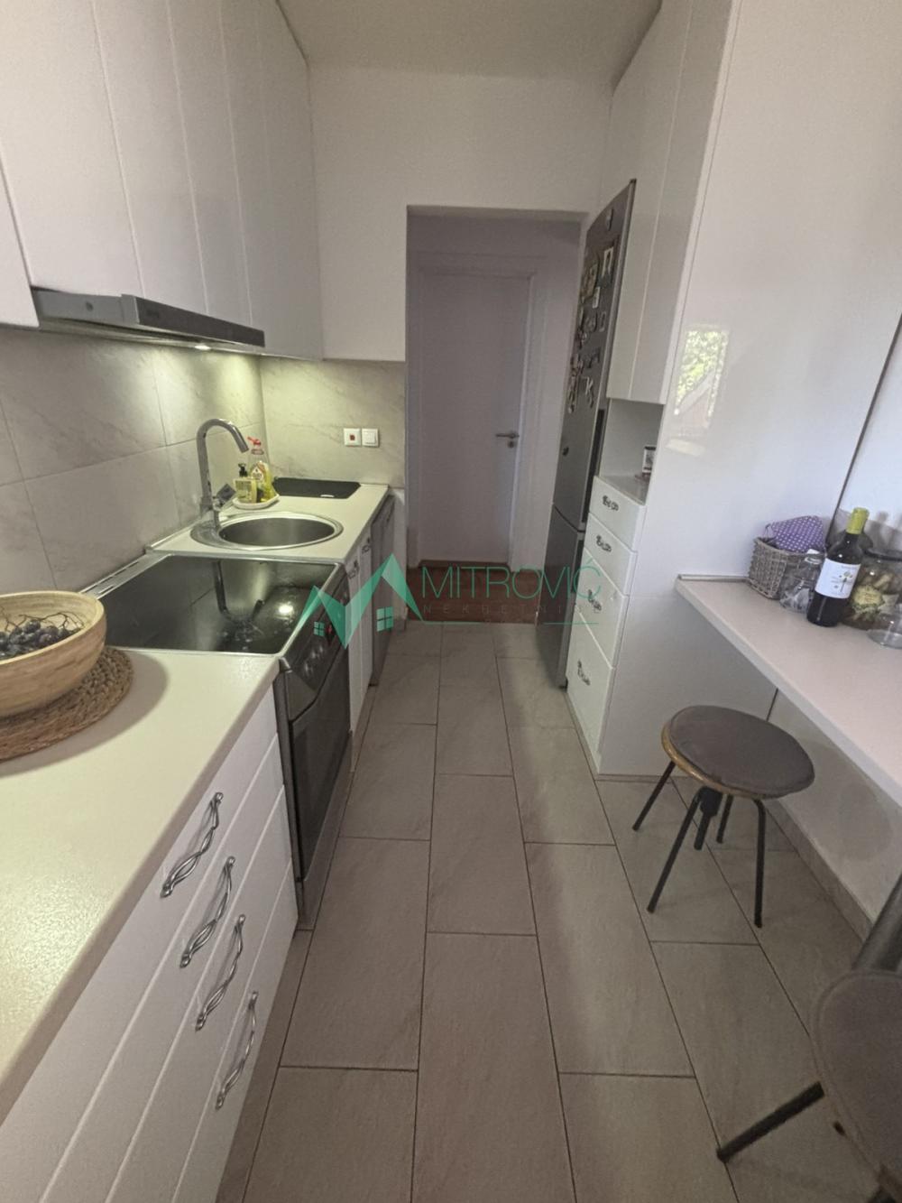 Slika 2 - Povoljan troiposoban stan na odličnoj lokaciji – 85 m²