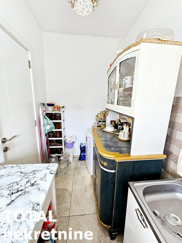 Slika 9 - Stan,NOVI SAD,TELEP,kv: 49.00, € 136000, ID: 1100609