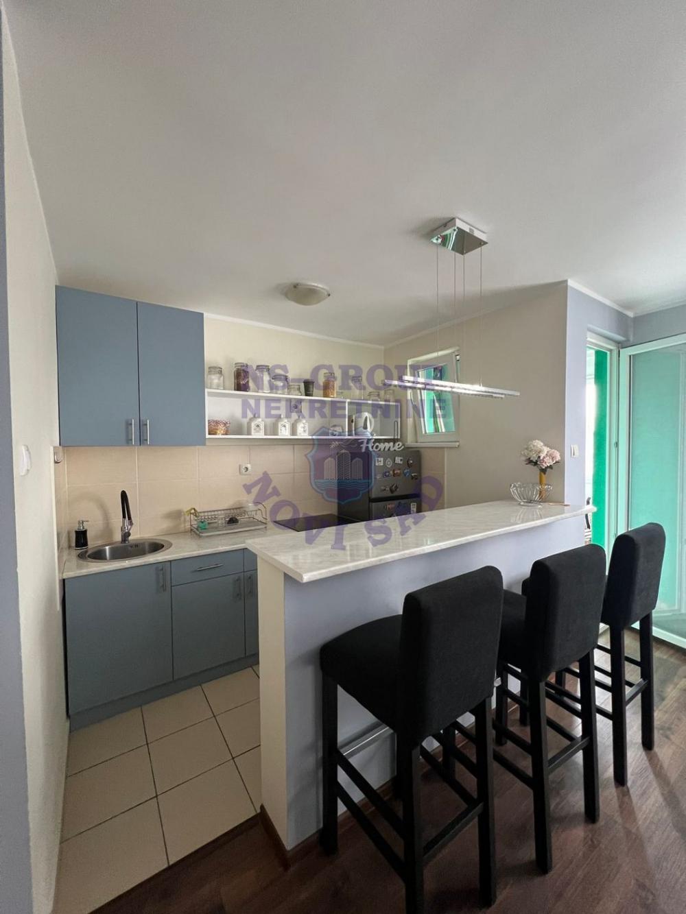 Slika 2 - Dvoiposoban, 46m2, Telep Novi Sad, sa terasom