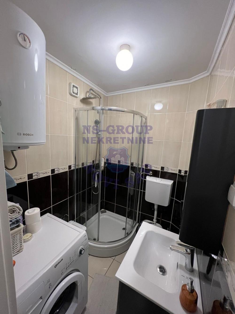 Slika 8 - Dvoiposoban, 46m2, Telep Novi Sad, sa terasom