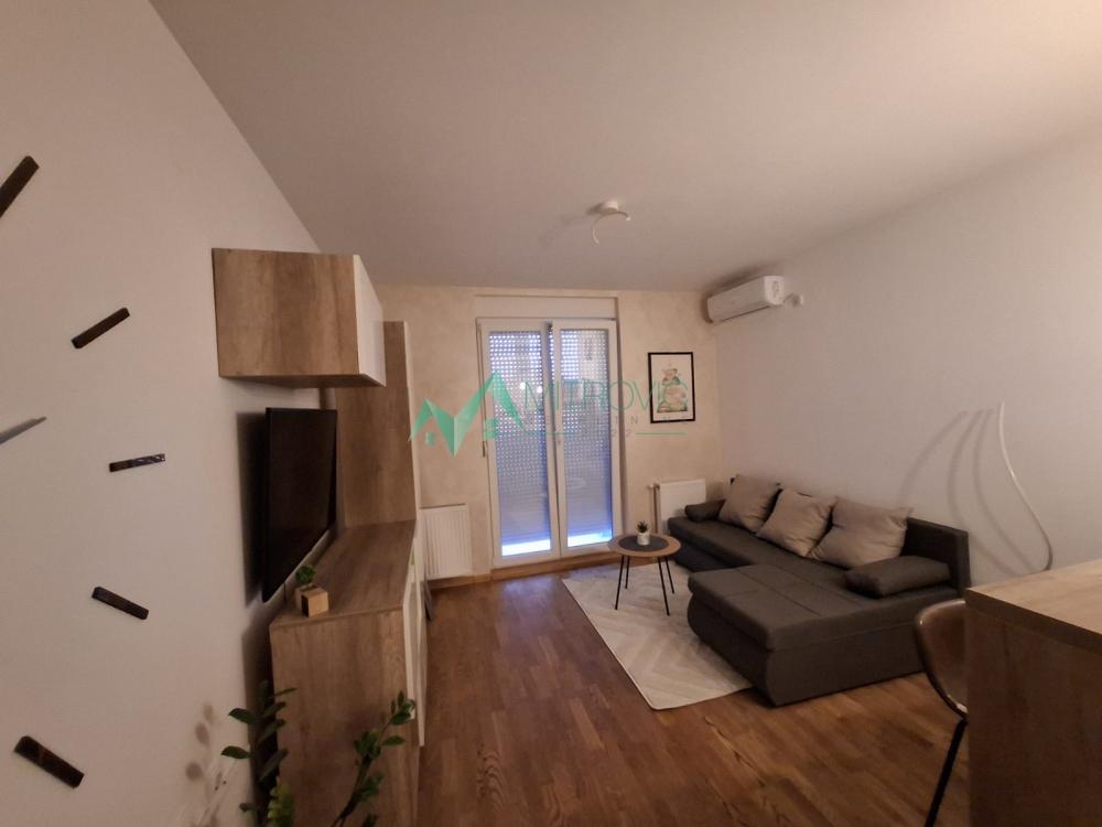 Slika 2 - Prodaje se komforna garsonjera nedaleko od Bulevara patrijaha Pavla 