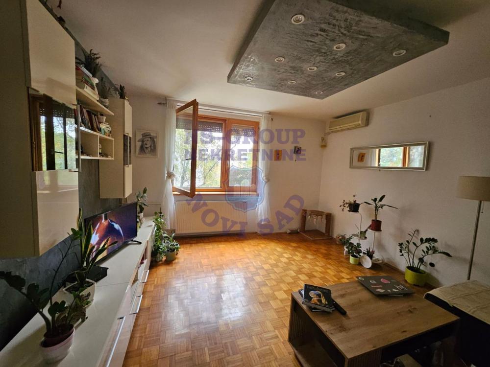 Slika 2 - Odlican renoviran dvosoban na Spensu!