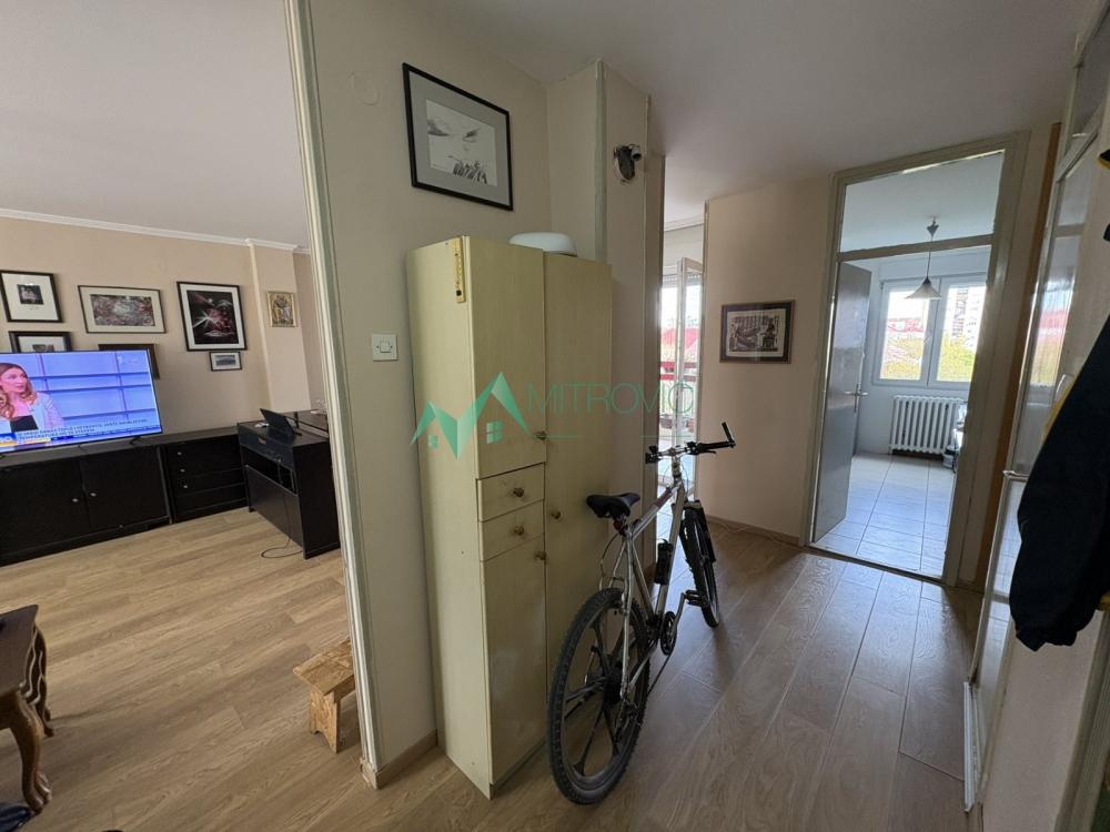 Slika 3 - Liman 4 - Komforan trosoban stan 80m2