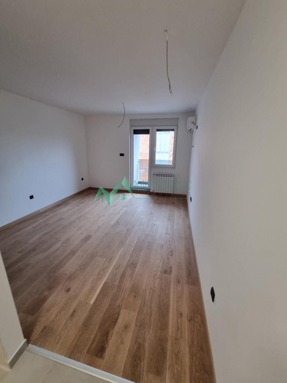 Glavna slika -Prodaje se  garsonjera u novogradnji na atraktivnoj lokaciji u Novom Sadu 