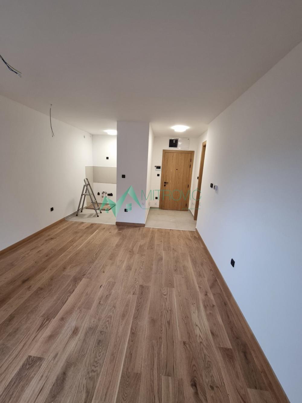 Slika 1 - Prodaje se  garsonjera u novogradnji na atraktivnoj lokaciji u Novom Sadu 