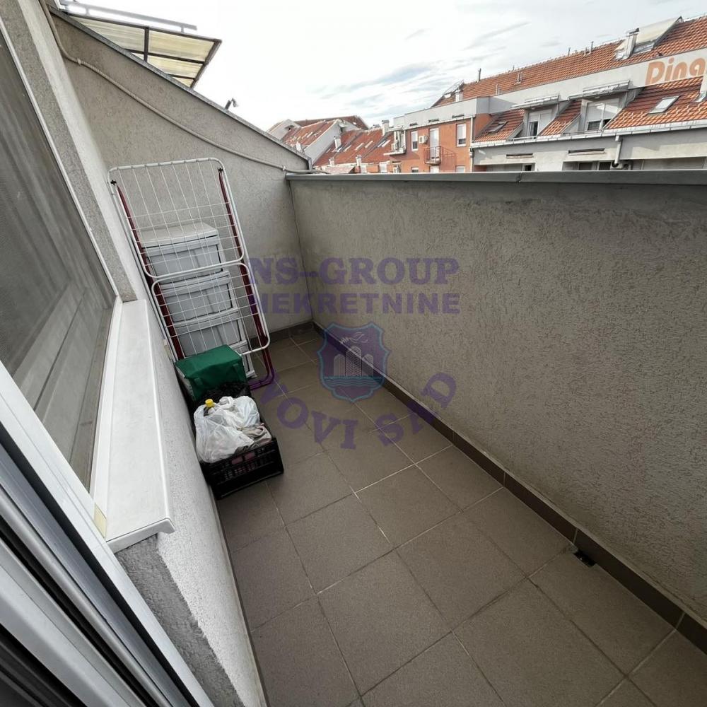 Slika 7 - Dvosoban, 54m2, Nova Detelinara Novi Sad, sa terasom, ima lift