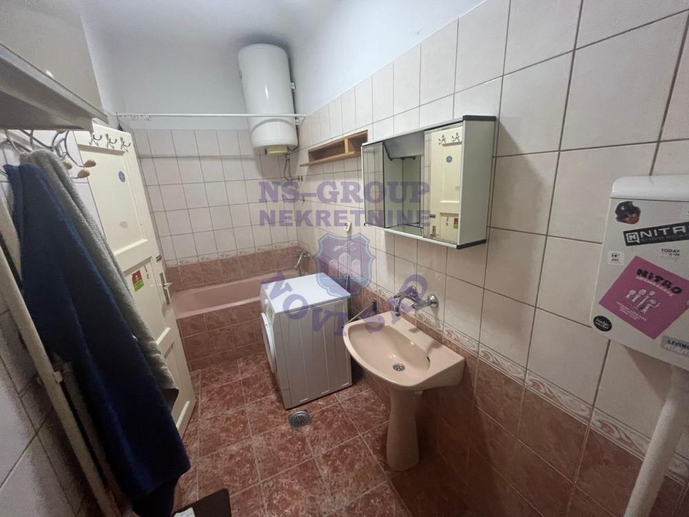 Slika 5 - Na prodaju je dvoiposoban salonski stan od 66 m²!