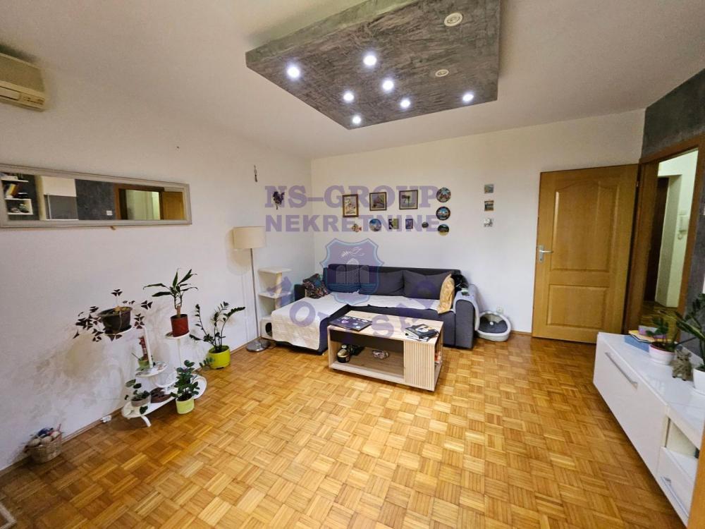 Slika 1 - Dvosoban, 44m2, Spens Novi Sad Novi Sad, ima lift