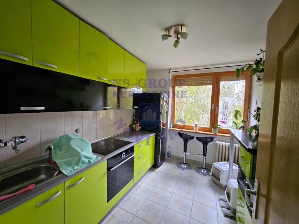 Slika 3 - Dvosoban, 44m2, Spens Novi Sad Novi Sad, ima lift