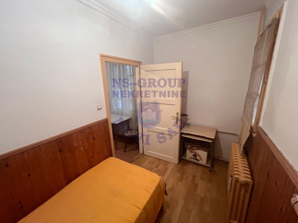 Slika 9 - Odlican stan u blizini Keja!