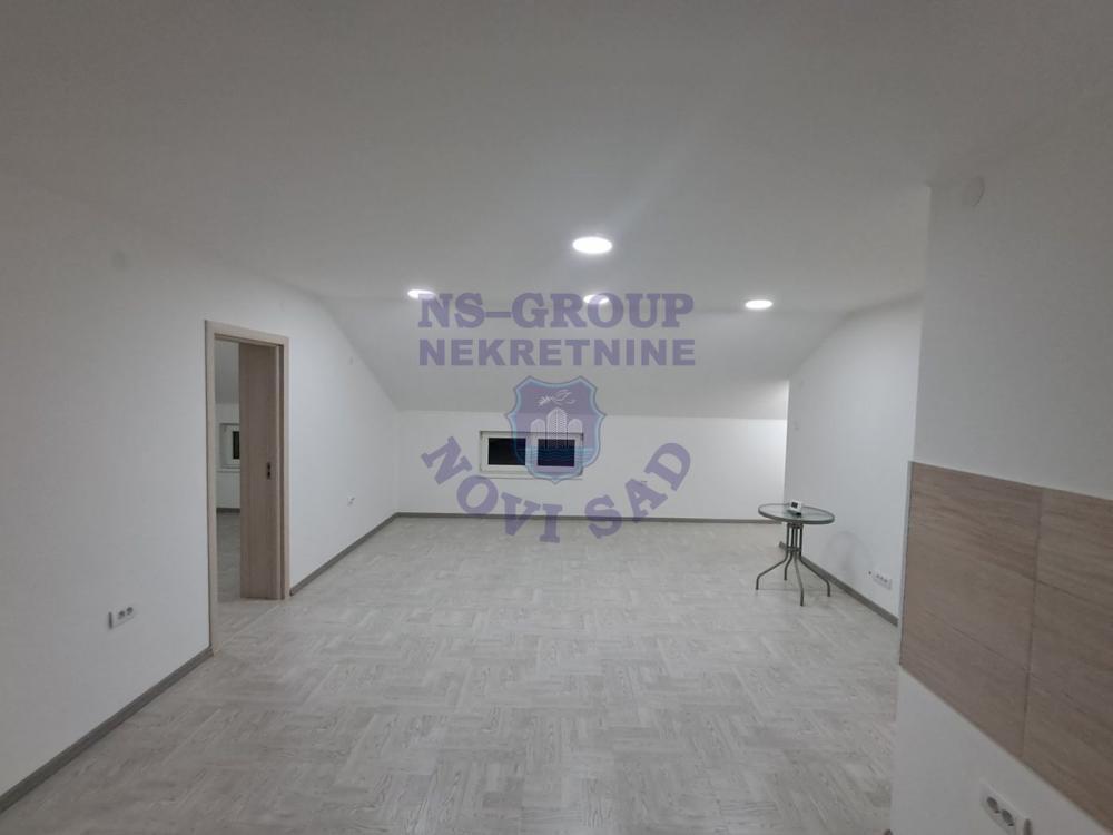 Glavna slika -538470-Predstavljamo Vam trosoban stan na Klisi - Slana bara.