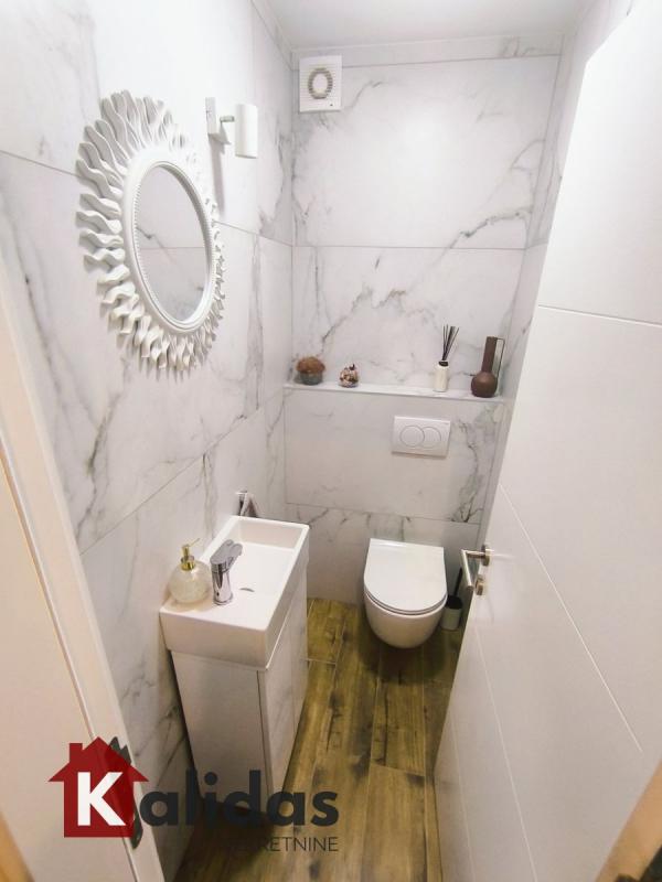 Slika 5 - Stan,NOVI SAD,GRBAVICA,kv: 70, € 180000, ID: 1008247