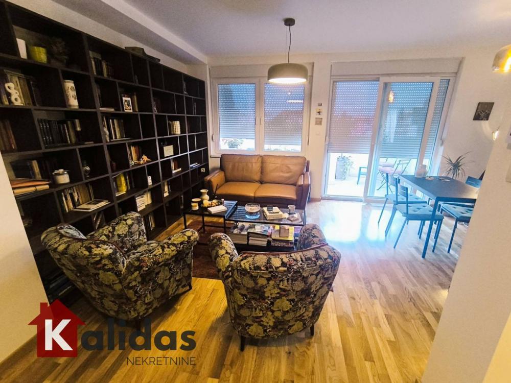 Slika 1 - Stan,NOVI SAD,GRBAVICA,kv: 70, € 180000, ID: 1008247