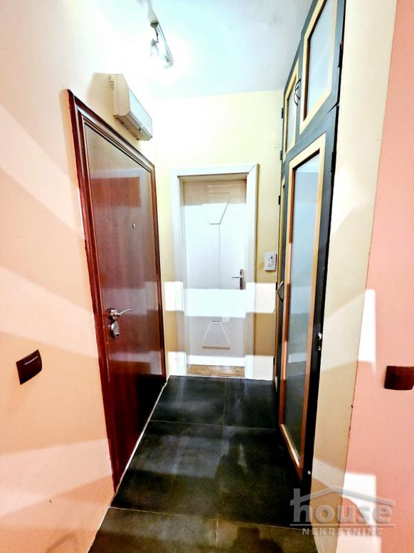 Slika 1 - Stan,NOVI SAD,GRBAVICA,kv: 111.00, € 180000, ID: 1064695