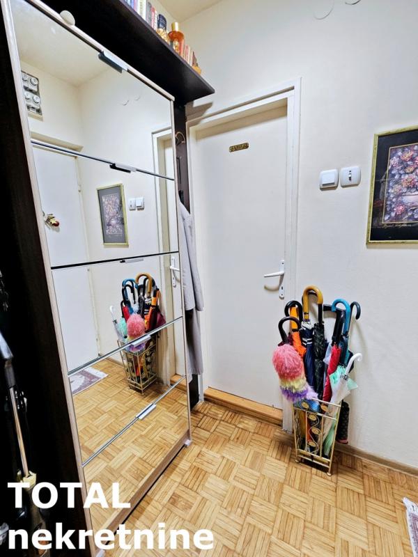 Slika 9 - Stan,NOVI SAD,DETELINARA,kv: 43.00, € 125000, ID: 1101574