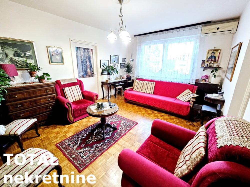 Slika 1 - Stan,NOVI SAD,DETELINARA,kv: 43.00, € 125000, ID: 1101574