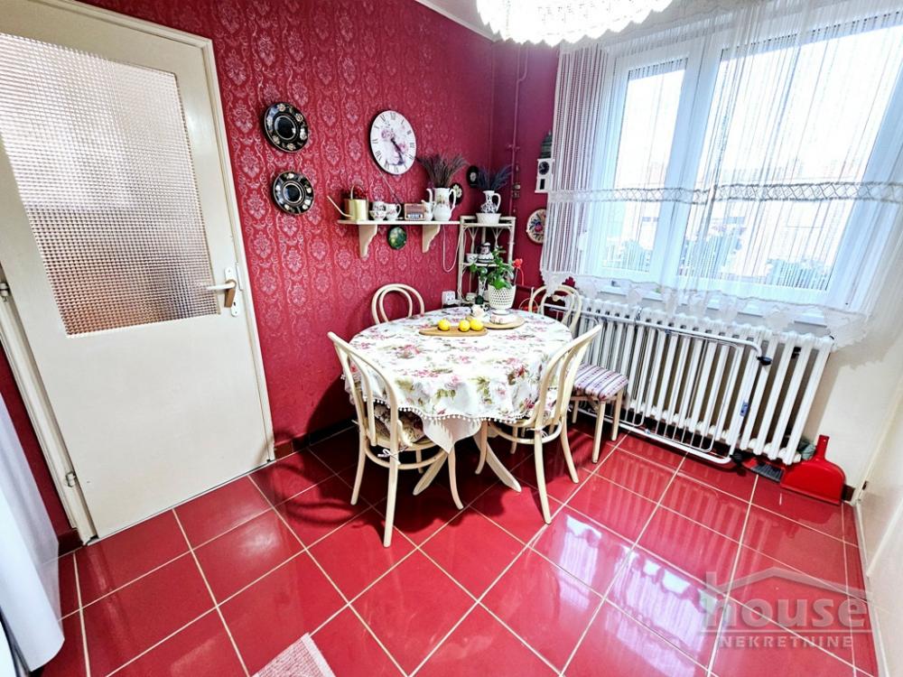 Slika 5 - Stan,NOVI SAD,DETELINARA,kv: 43.00, € 125000, ID: 1064726