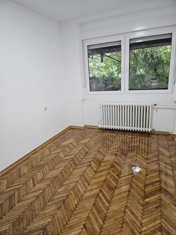 Slika 6 - Dvoiposoban, 52m2, Grbavica Novi Sad, sa terasom