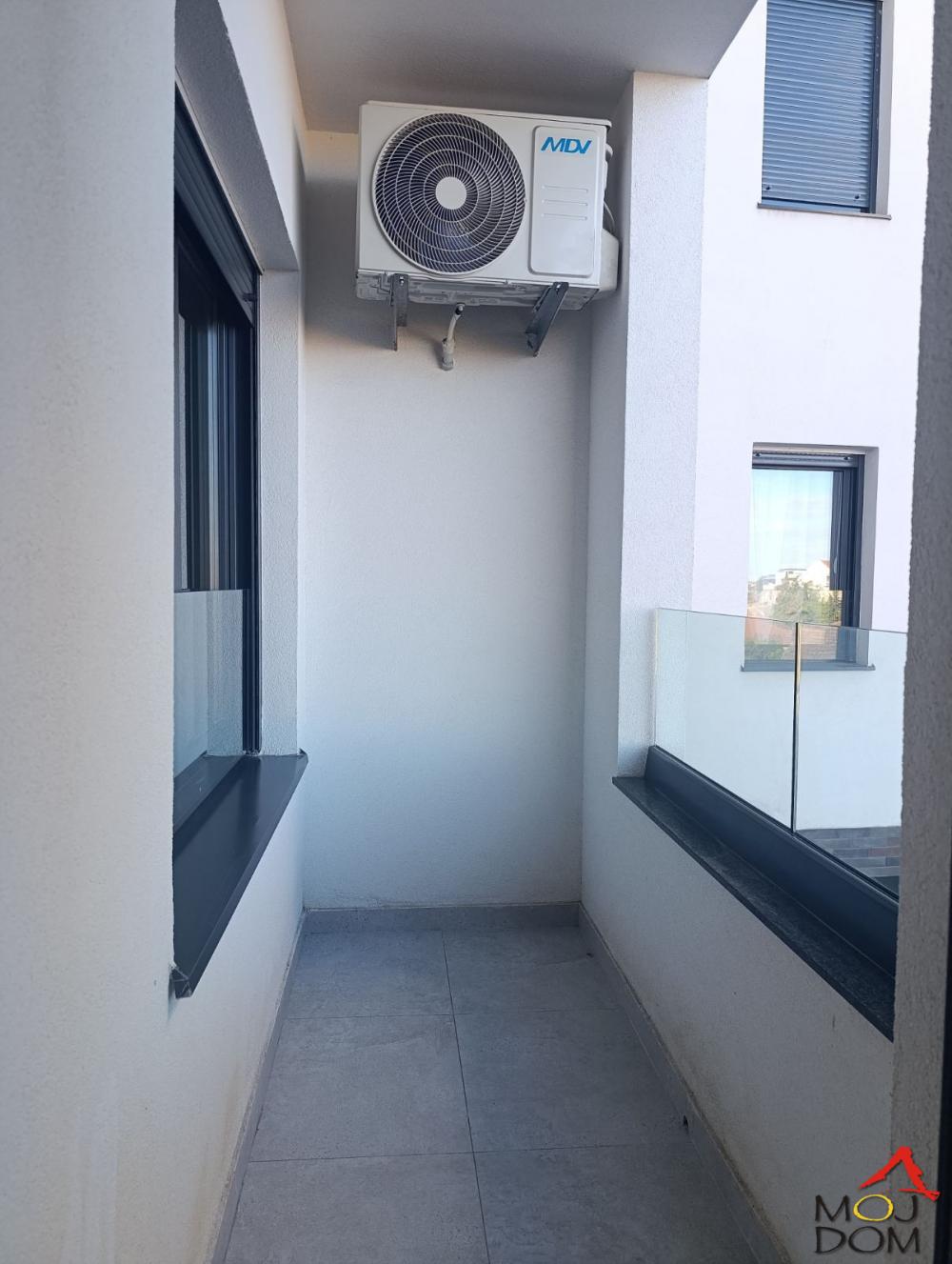 Slika 10 - Stan,NOVI SAD,SALAJKA,kv: 66, € 206000, ID: 1031293