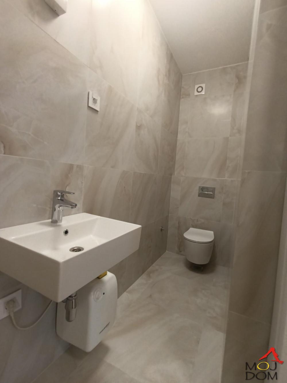 Slika 8 - Stan,NOVI SAD,SALAJKA,kv: 66, € 206000, ID: 1031293