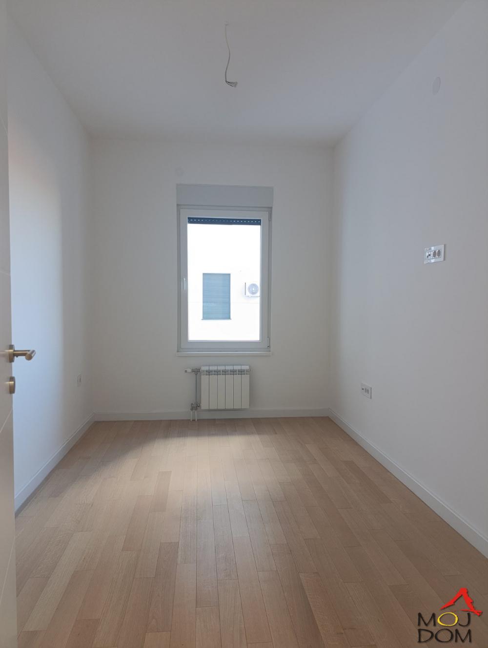 Slika 6 - Stan,NOVI SAD,SALAJKA,kv: 66, € 206000, ID: 1031293