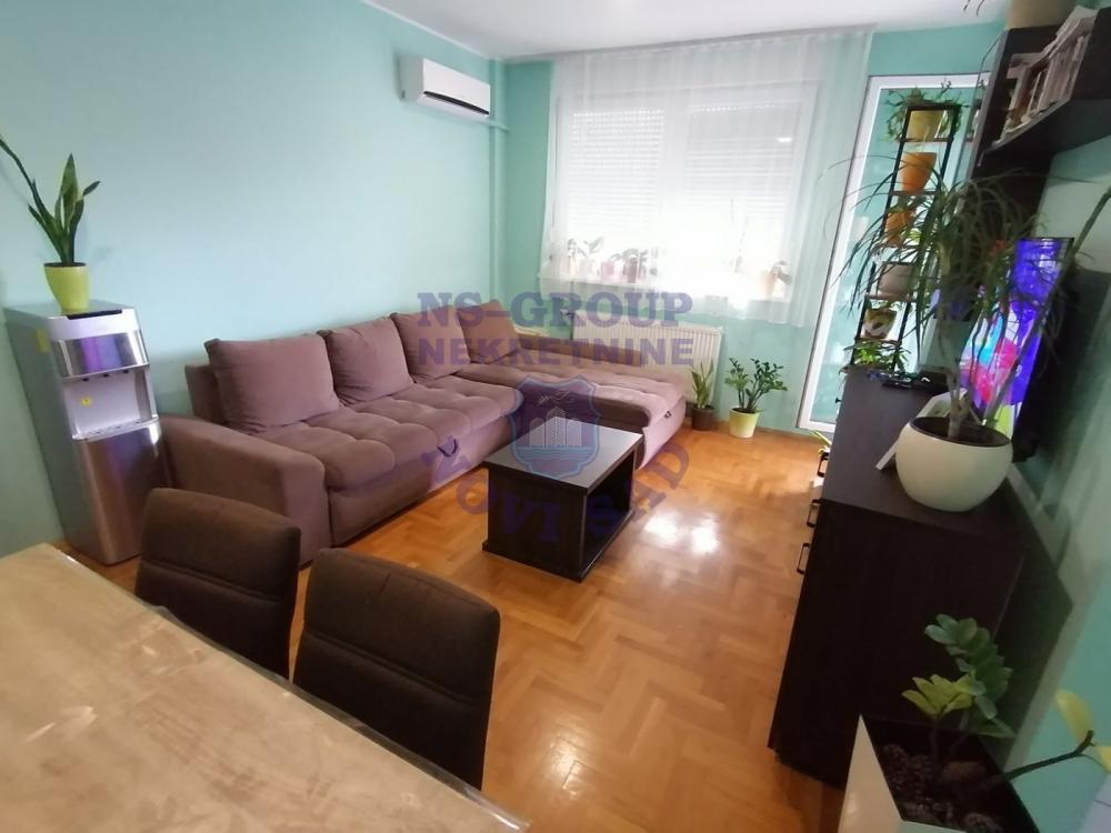 Slika 2 - Dvoiposoban, 55m2, Telep Novi Sad, sa terasom, ima lift