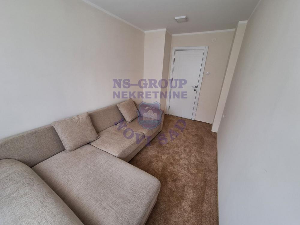 Slika 3 - Trosoban, 54m2, Novi Sad centar Novi Sad