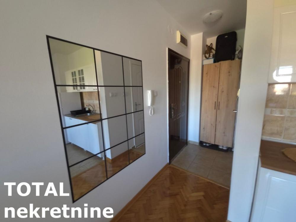 Slika 2 - Stan,NOVI SAD,NOVA DETELINARA,kv: 25.00, € 85000, ID: 1101584