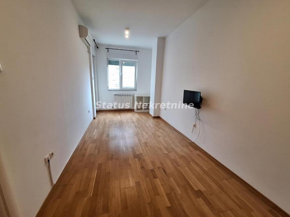 Slika 6 - ODLIČAN JEDNOIPOSOBAN STAN 40M2 LIMAN 3 NOVIJA GRADNJA 133 900EU