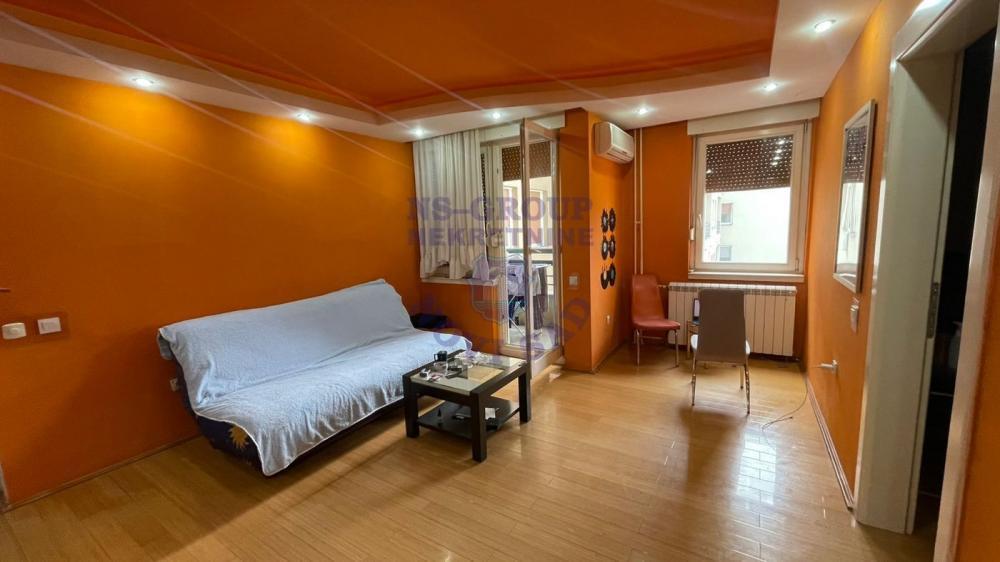 Glavna slika -Odlican dvosoban stan! 021525591