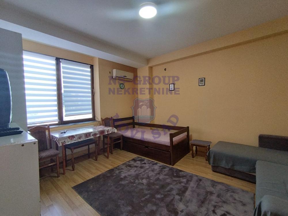 Slika 1 - Jednosoban, 24m2, Satelit Novi Sad