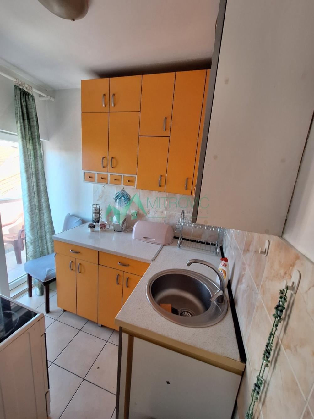 Slika 6 - NOVI SAD, BULEVAR PATRIJARHA PAVLA  57m2 