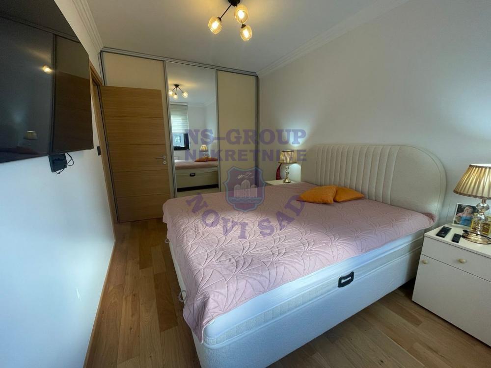 Slika 11 - ODLICAN TROSOBAN STAN NA NOVOJ DETELINARI